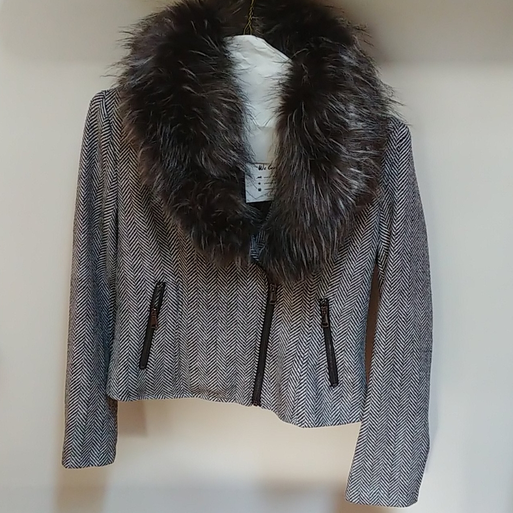 Cropped Jacket with Removeable Faux Fur Collar